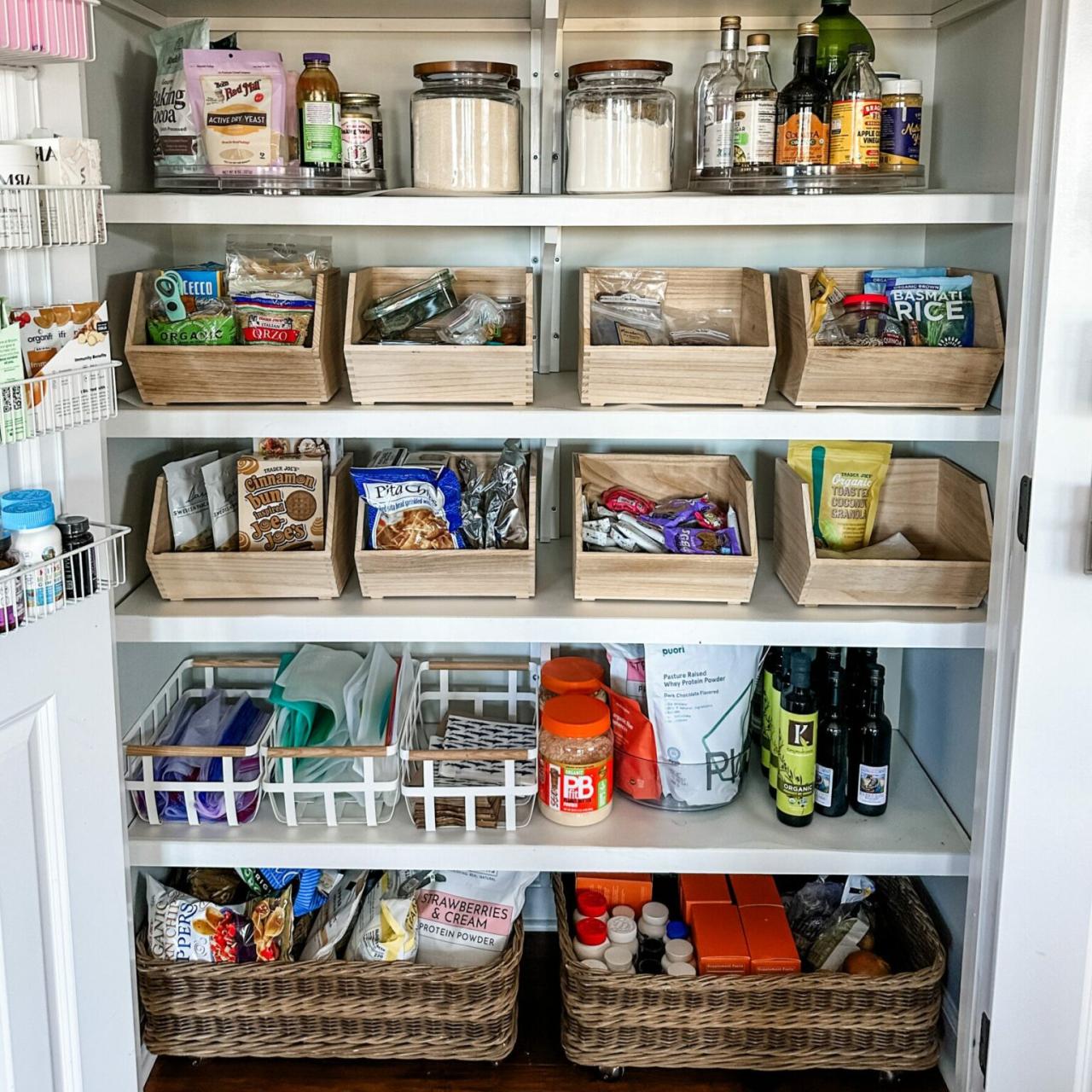 9 Genius Ways To Organize Your Pantry | Food pantry organizing, Diy ... How to Organize Your Pantry Like a Pro